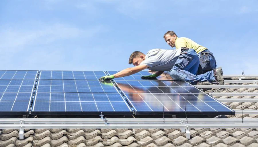 DIY Solar Panel Installation vs. Professional Services in Plano